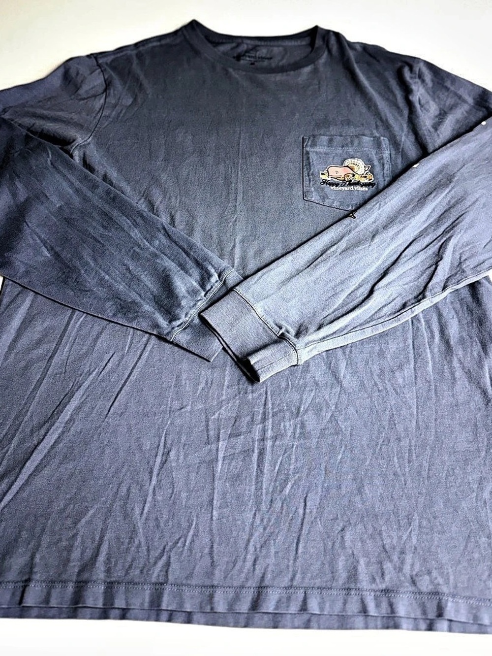 vineyard vines Turkey Whale Long-Sleeve Pocket T-Shirt Medium